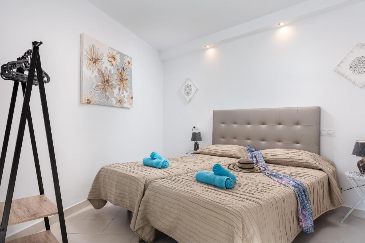 Gorgeous view 2 bedroom apartment Las Americas Arona  Exterior foto